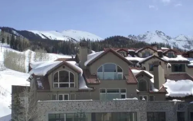 Le Chamonix Condo
