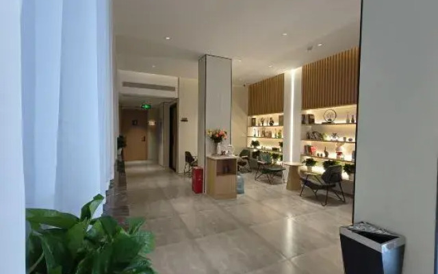 Changee Hotel (Chongbai Jiangjin Shopping Mall Commercial Pedestrian Street)