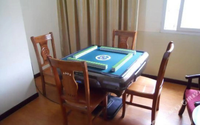 Yunfu Junlin Hotel