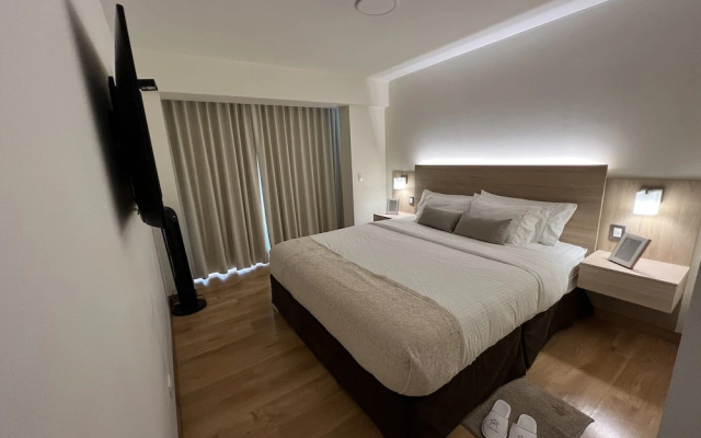Miraflores 1 or 2 Bedroom Executive Apartment.