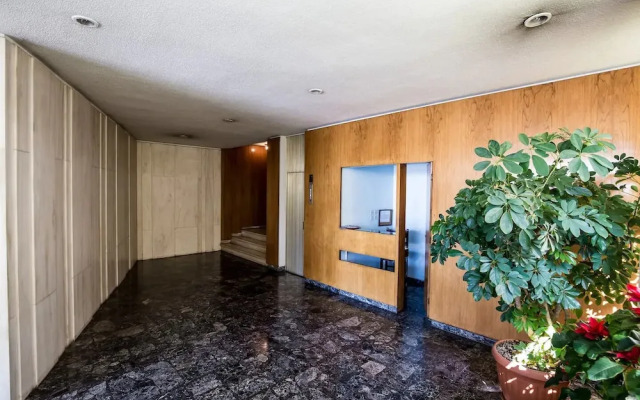 6 persons seaview Athens Riviera