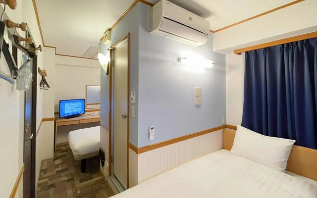 Toyoko Inn Kyoto Shijo-omiya