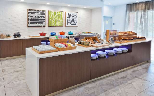 DoubleTree by Hilton Dothan, AL