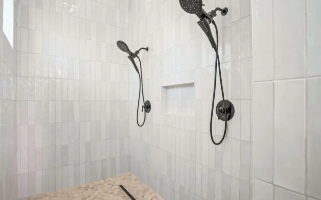 Salty Beaches 226 BAR