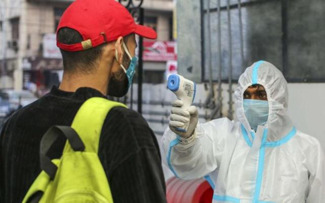 OYO 79600 The Premium Villa