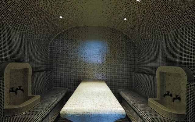 Forest Nook Aparthotel
