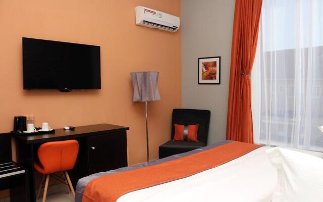 Mayhill Hotel