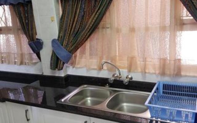 Beach frond apartment