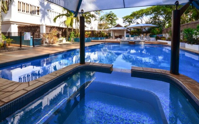 BeachView Apartments at Villa Paradiso