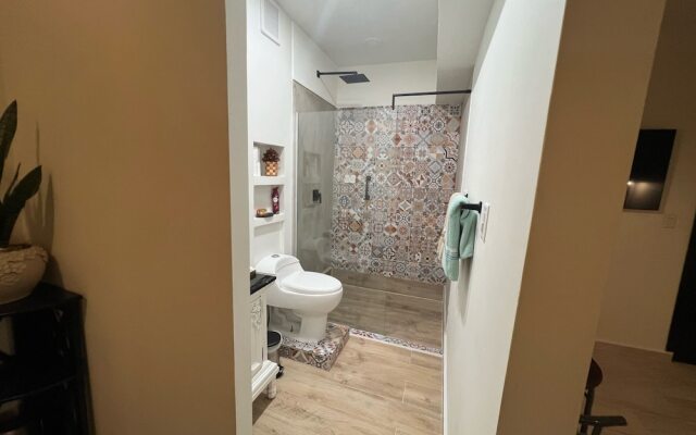 310Guest-House LaVida