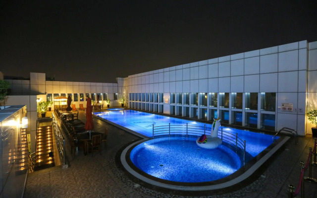 Ivory Grand Hotel Apartments