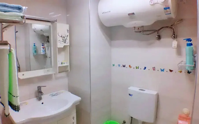 Xin Wo Hotel Apartment Railway Station