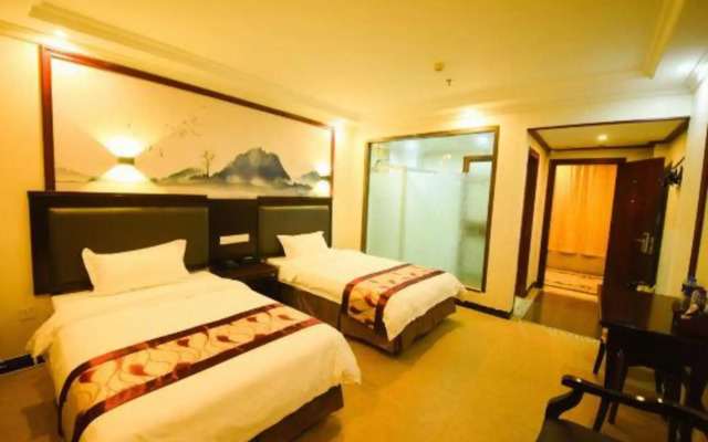 Jinhuang Hotel
