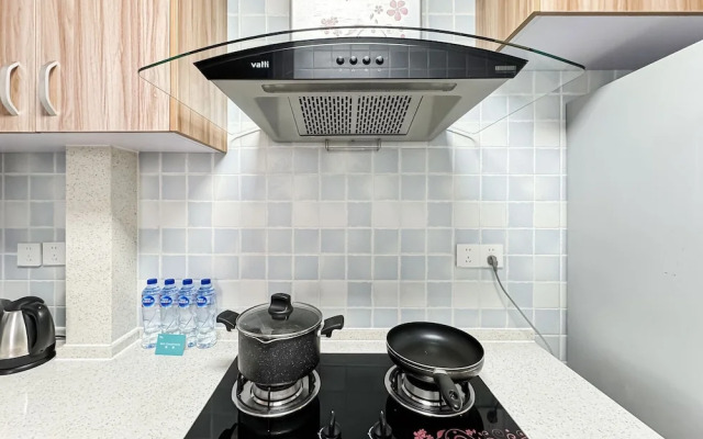 Tyms 2BR  with Kitchen Line2