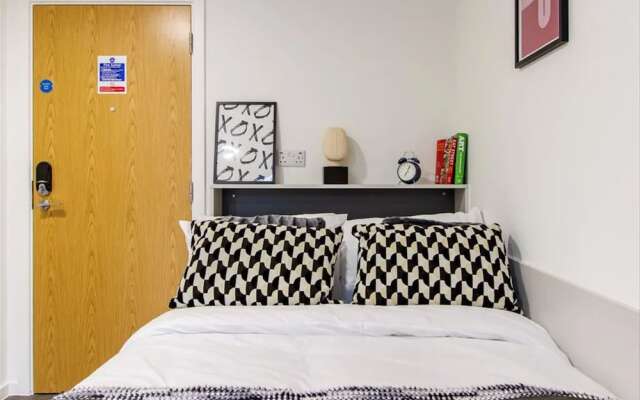 Ensuite Rooms STUDENTS Only - CANTERBURY - Campus Accommodation