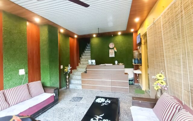 Roomshala 156 Hotel Mannat Inn