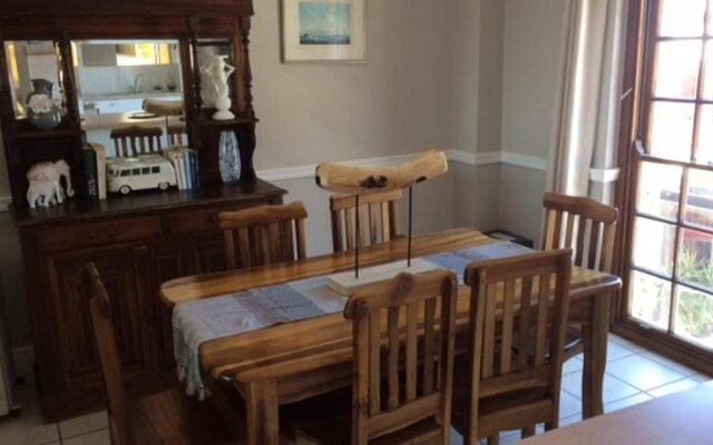 Dewaterkant Lodge