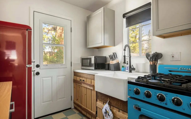 Into the Woods Bungalow