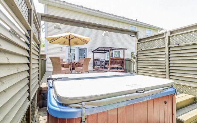 Abagale's Victorian Hot Tub and Suites