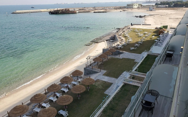 Al Kout Beach Hotel