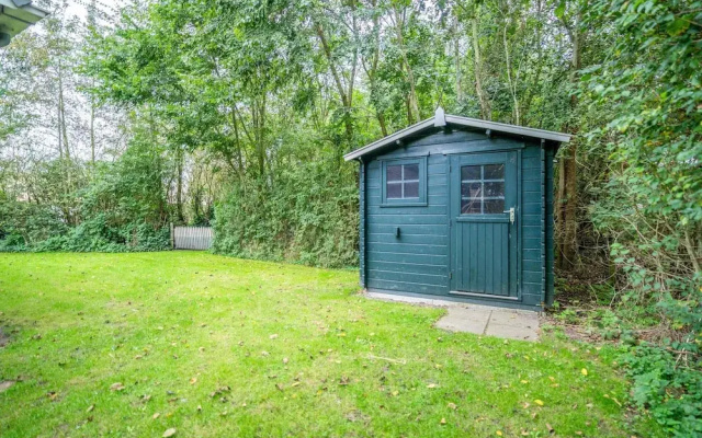 Tastefully and Modernly Furnished 5-person Bungalow