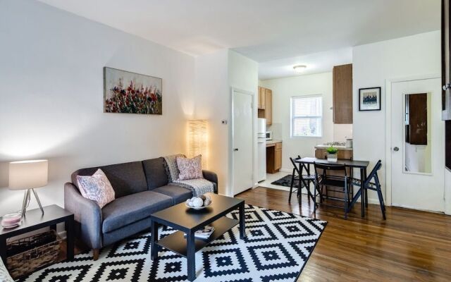 GEM Location+cozy Studio 1bd, Bath&kitchen!