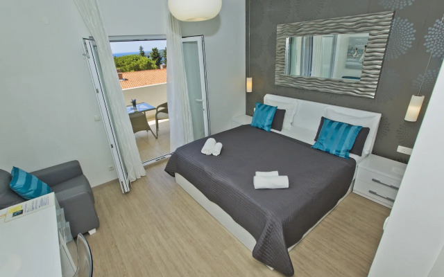 Violeta Hvar