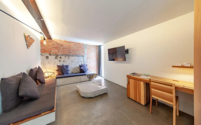 Hotel Carlota