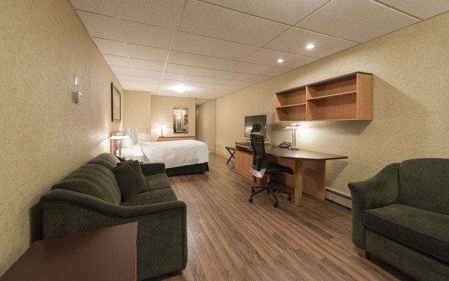 Hôtel & Suites Le Dauphin Drummondville