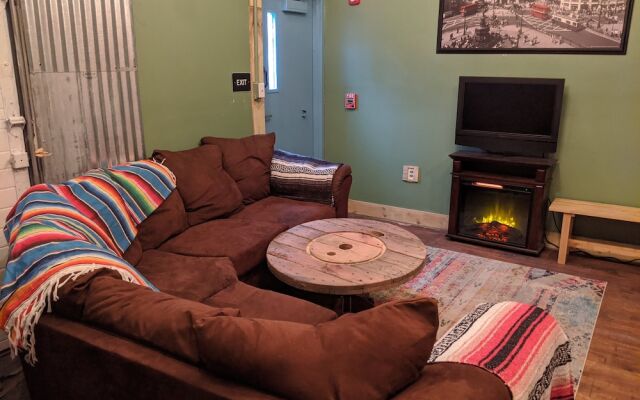 City House Hostel Poconos