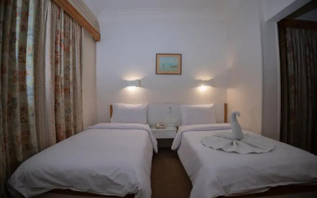 Cleopatra Hotel