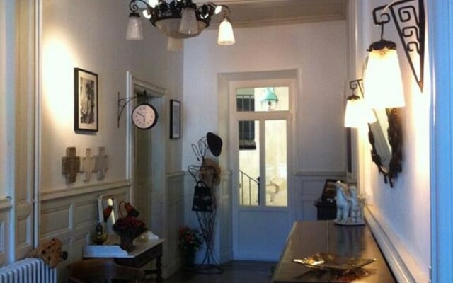 Clos De Venes Domaine Viticole