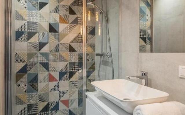 Apartments with Event Space & Hot Tub