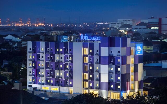 Ibis Budget Semarang Tendean