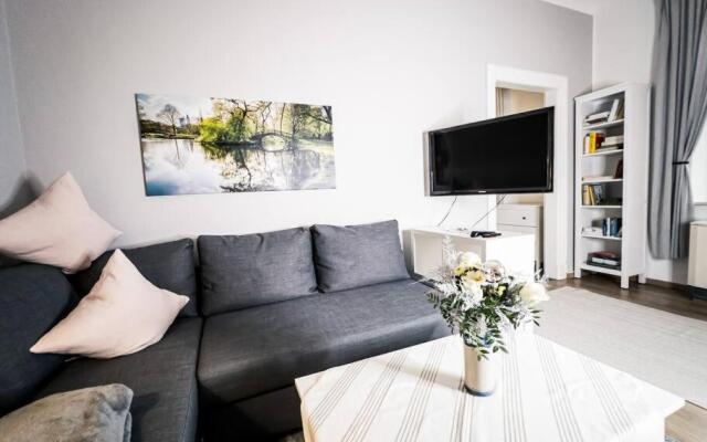 ►Top Wohnung Nähe Porsche, Flughafen, Messe & BMW◄