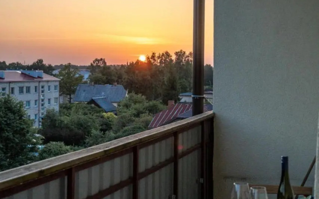 Warm & Cozy Apartment with Balcony in Valmiera