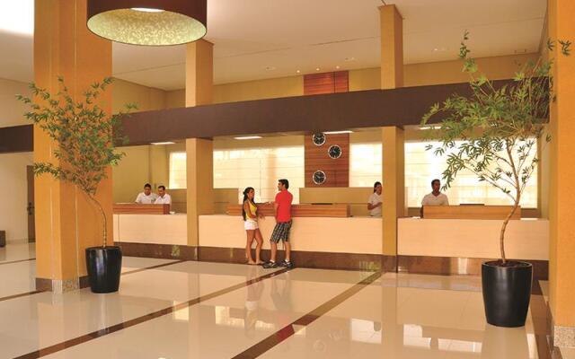 Thermas Boulevard Suite Hotel