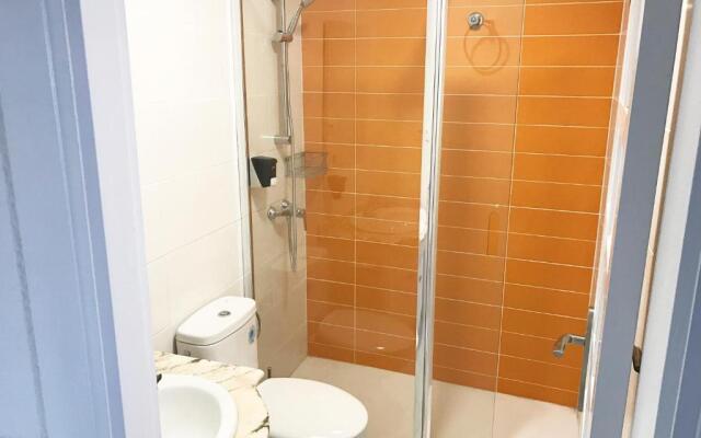 AP2116 Oasis Beach II Marineta