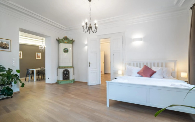 Royal Road Residence