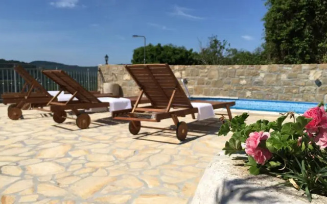 Holiday Home Stone House Ana