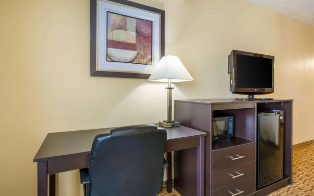 Quality Inn & Suites