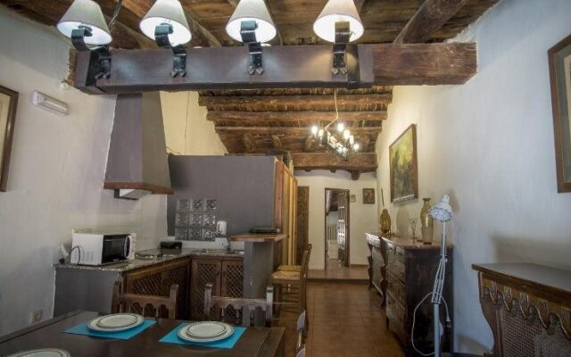 Alojamiento Rural Font del Roser