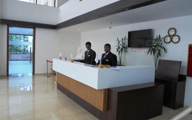 Hotel Three Leaves