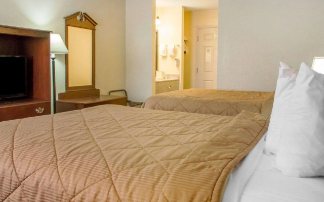 Quality Inn Broken Arrow - Tulsa