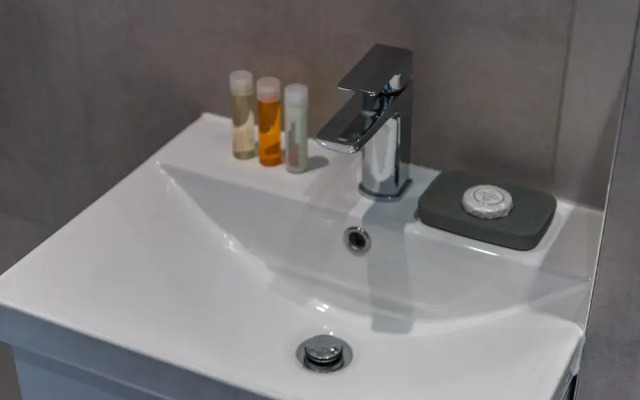 Clarendon Serviced Apartments - 140 Minories