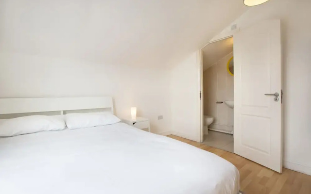 Wimbledon South by Allo Housing