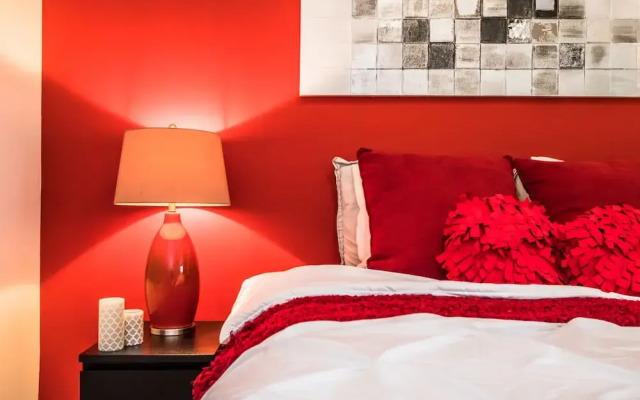QuickStay - Ultra Luxury on Front St. (Union Station)