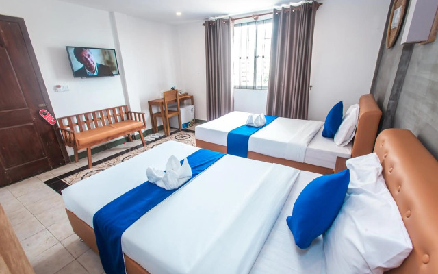 Grand Elevation Hotel