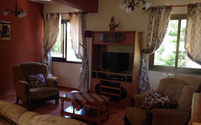 Anastasia Holiday Apartments