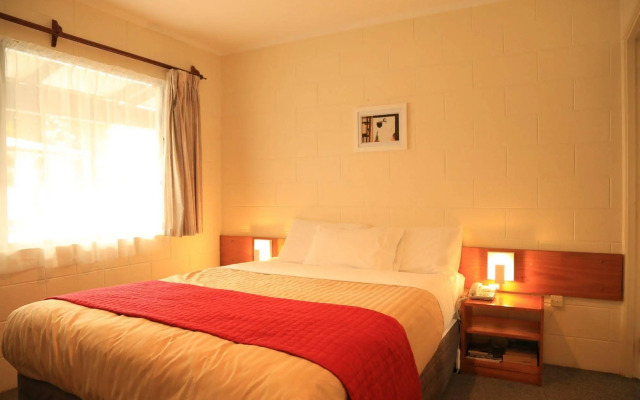 Papakura Motor Lodge & Motel